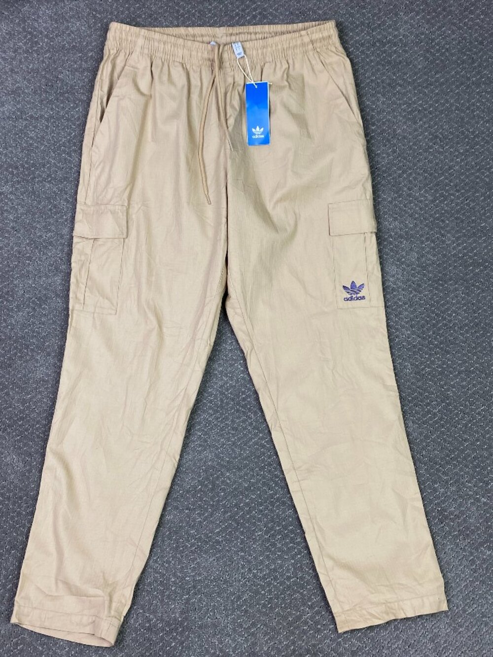 Adidas Originals Enjoy Summer Cargo Pants Mens Large Magic Beige Track NEW NWT